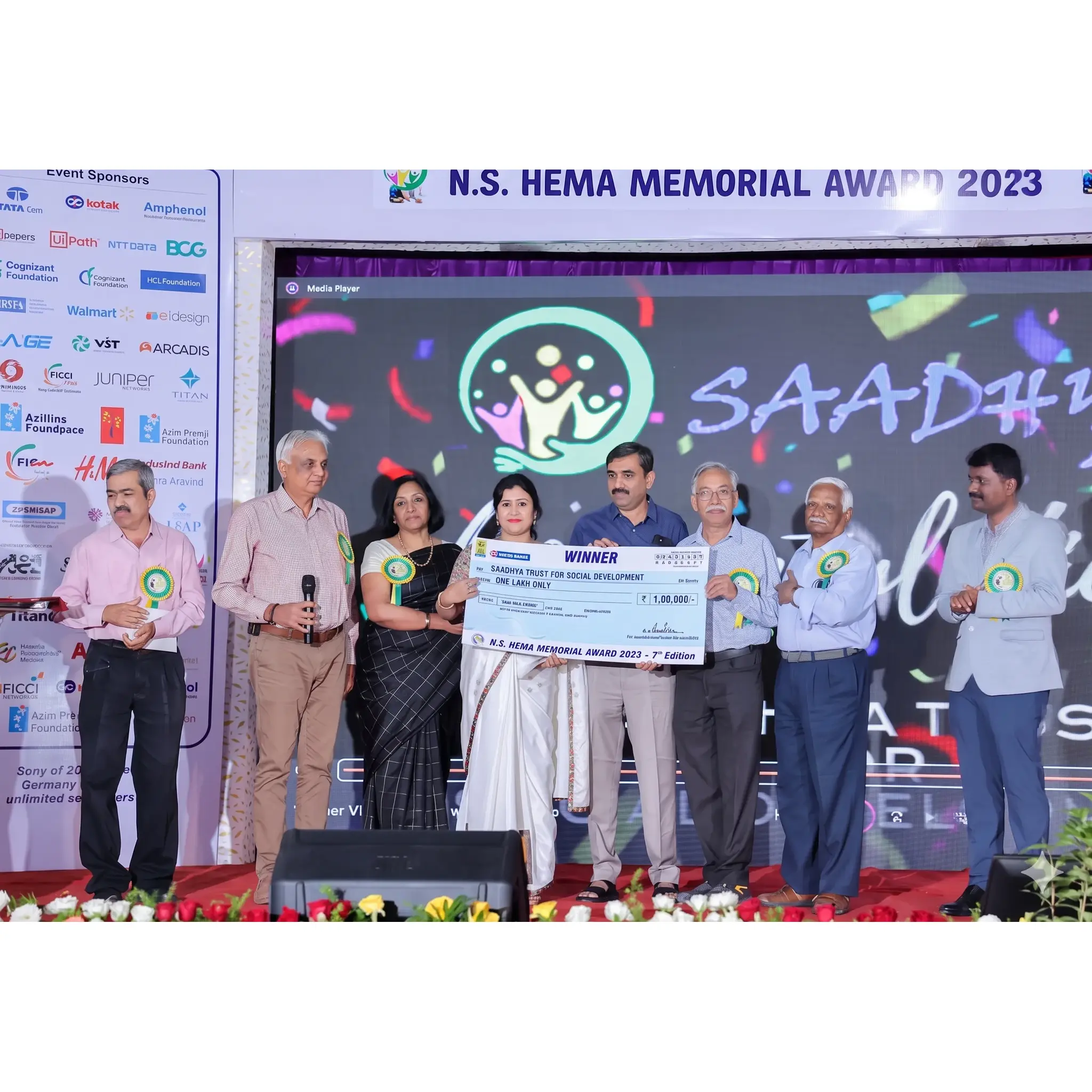 award-5 (1)
