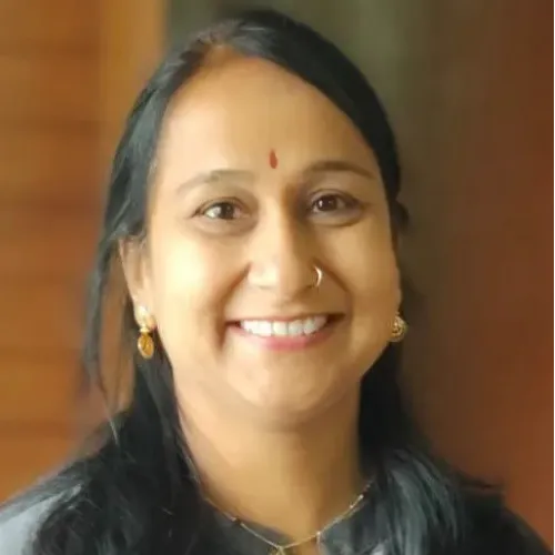 CA Veena L Kunthe